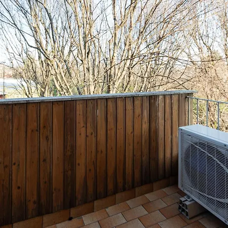 Lejlighed Martesana Cozy - W/ Balcony